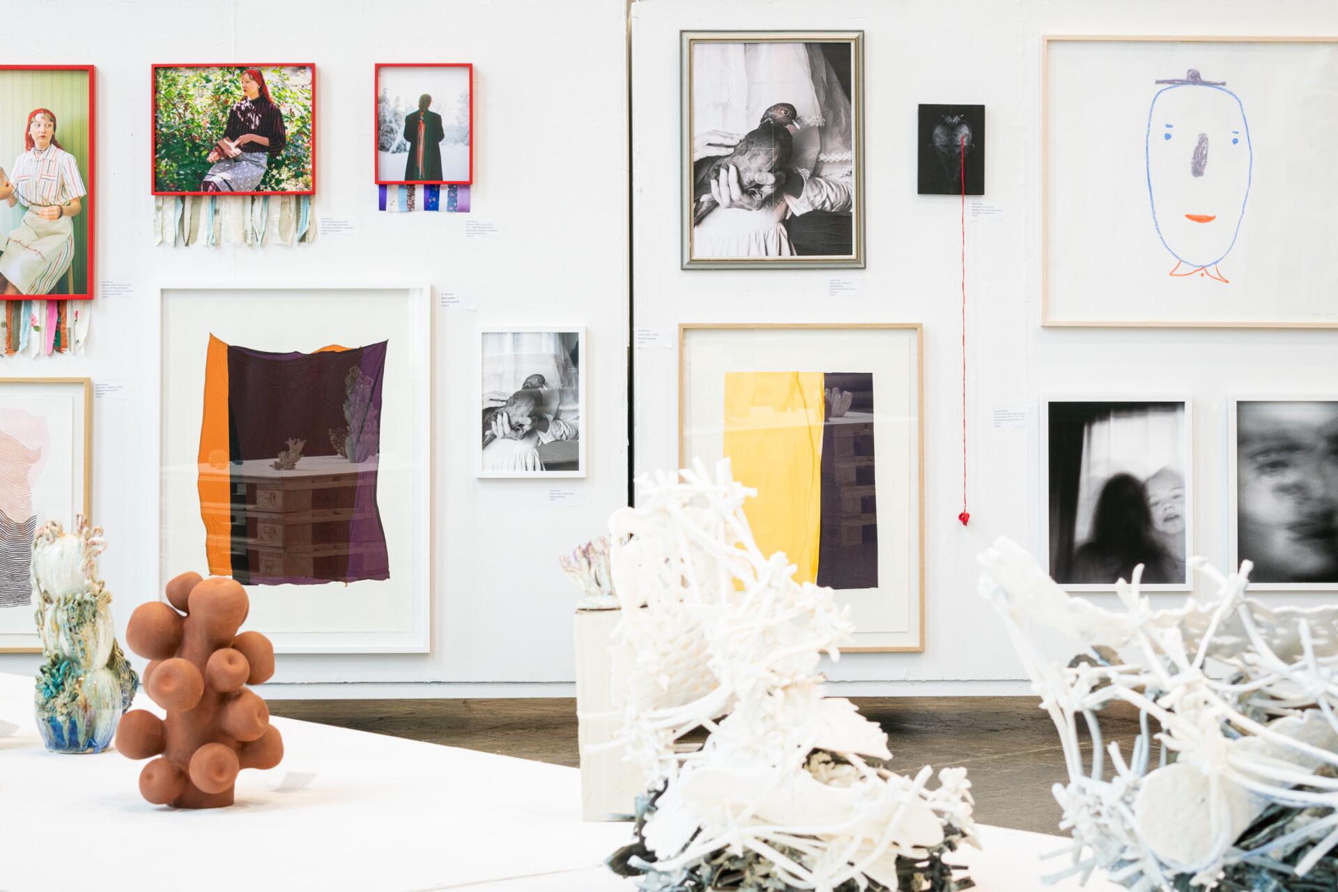 Art creates shared experiences in the workplace - Kiilto